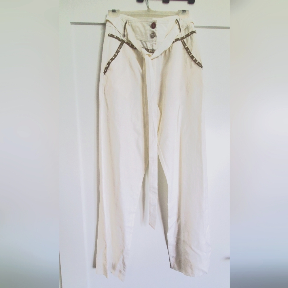 BRAND NEW Stylish White Linen Pants with Belt